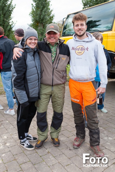 2019.10.05_Kirmesbaumstellen KB 19 Niederbrechen (77 von 107)