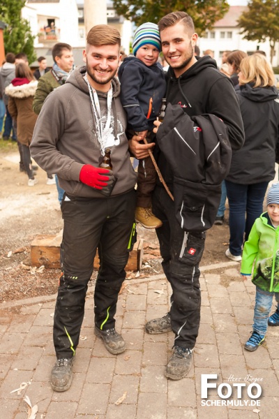 2019.10.05_Kirmesbaumstellen KB 19 Niederbrechen (104 von 107)