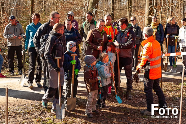 2022.03.19_1250 Baum-Pfanzaktion in Oberbrechen (60 von 157)