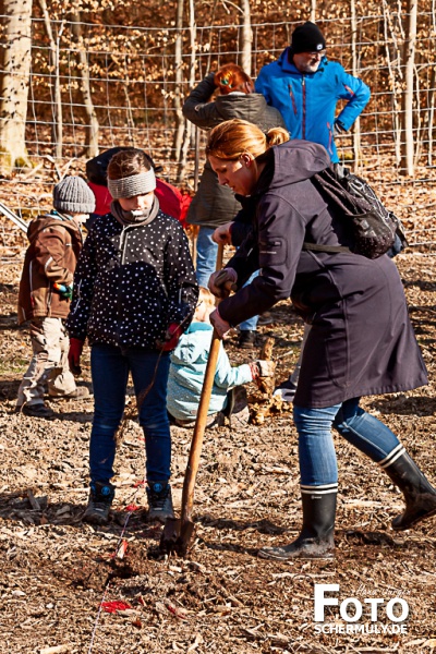 2022.03.19_1250 Baum-Pfanzaktion in Oberbrechen (117 von 157)